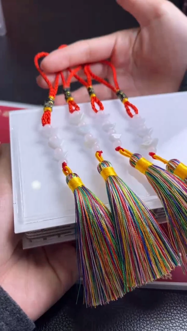 【闪购商品】翡翠挂件未镶嵌K408 多样性发一件