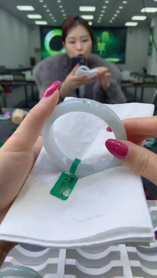 未镶嵌手镯翡翠0059560