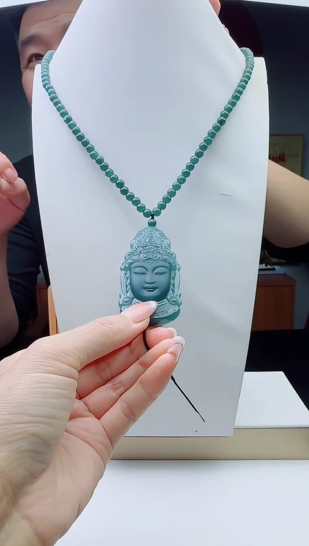 颈饰未镶嵌翡翠多样性发其一