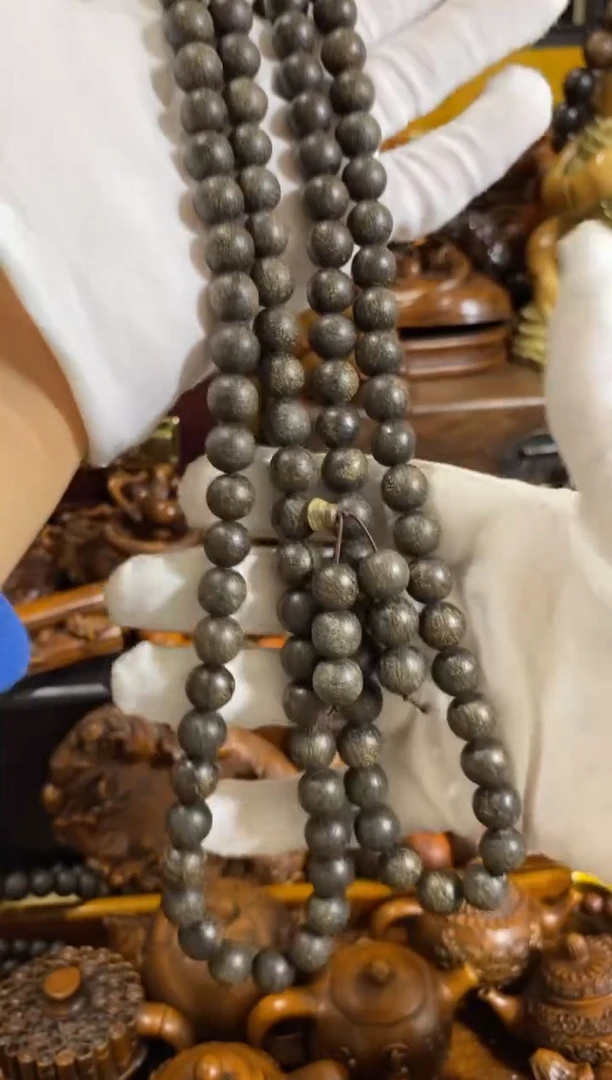 木中之王蚂蚁沉多圈1.0