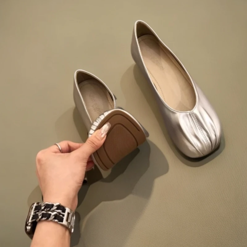 心芘法式玛丽珍女士鞋子2025气质夏季晚晚风鞋平底豆豆鞋温柔休闲