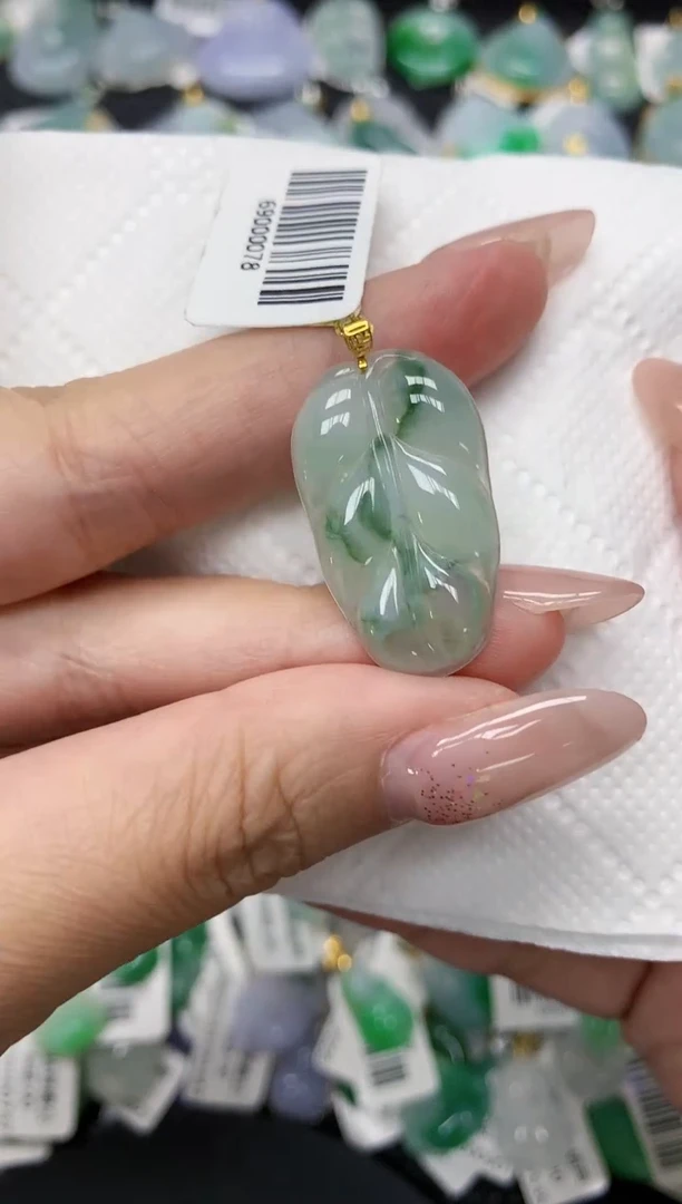 颈饰未镶嵌翡翠1111111111