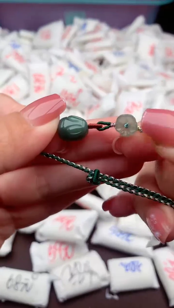 【闪购商品】翡翠手绳未镶嵌一15