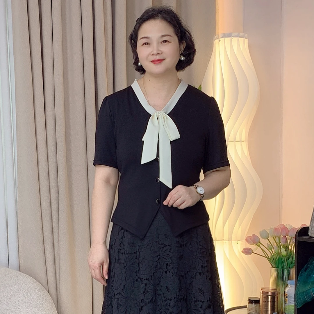 A4【会茹专属上衣】领巾飘带上衣小香风洋气减龄T恤V领显瘦百搭气质