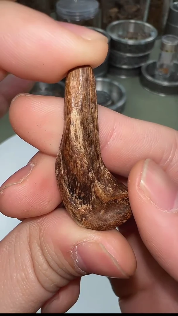 【闪购商品】沉香1.7g达拉干沉水原料