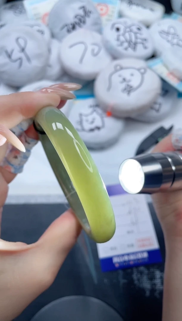 和田玉手镯未镶嵌29V113-59