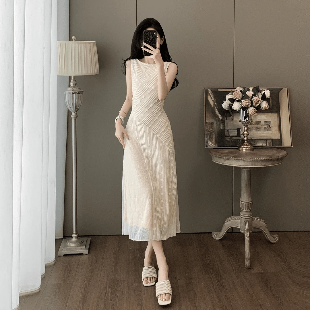 弹力面料无袖连衣裙女夏季收腰显瘦气质高级感长款独特漂亮裙子