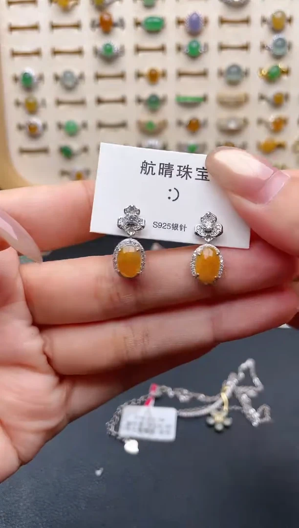 银S925镶嵌戒指翡翠一物一证一礼盒