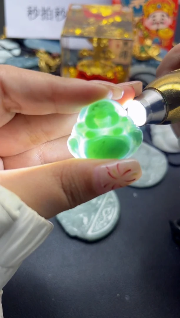 【闪购商品】翡翠颈饰未镶嵌翡翠