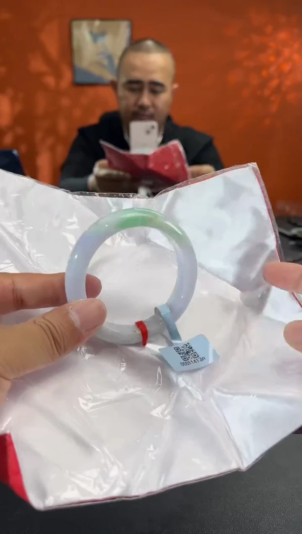 未镶嵌手镯翡翠18 55