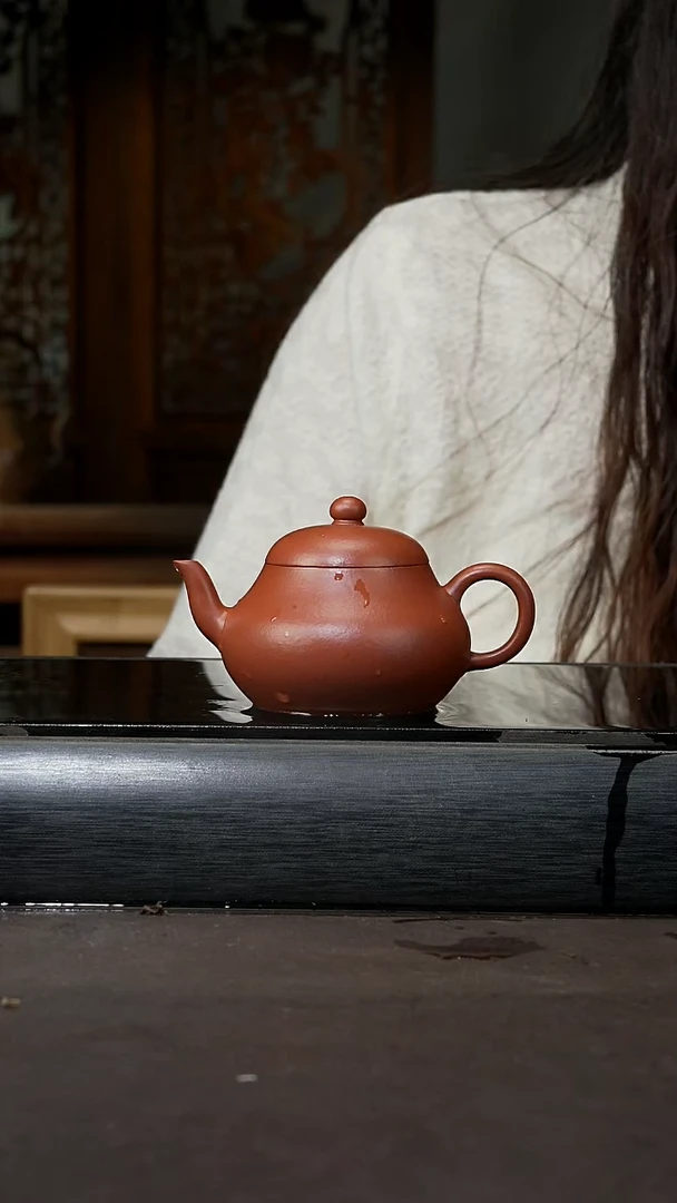 【闪购商品】紫砂茶壶赵庄朱泥 130cc 064