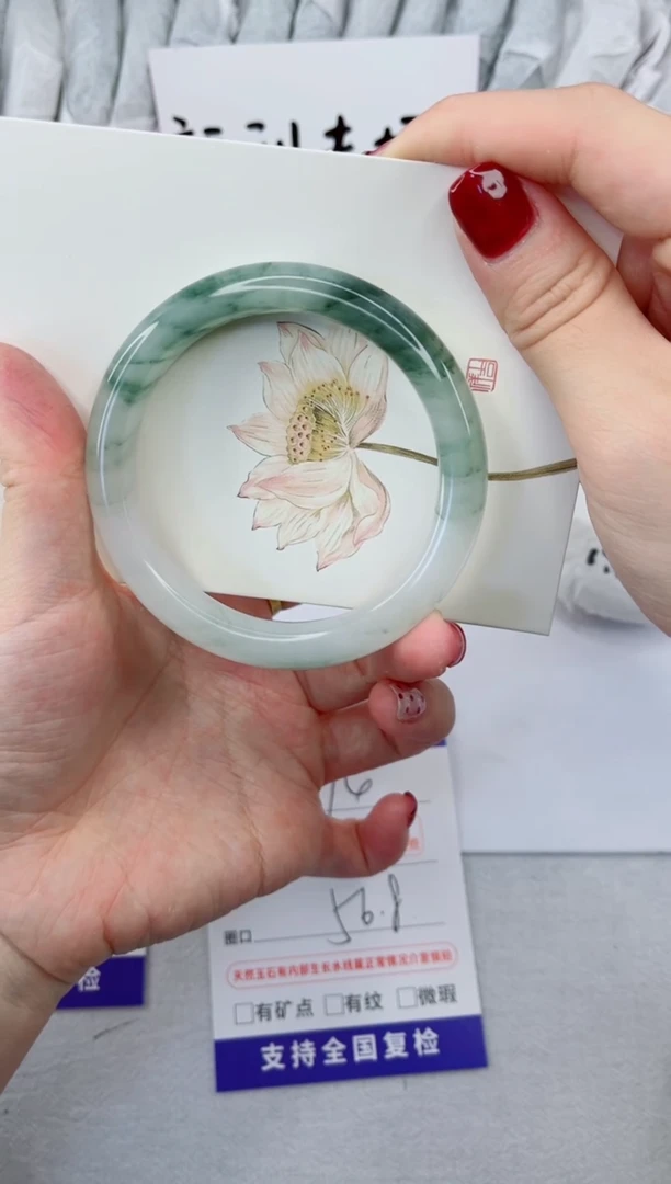 【闪购商品】石英质玉手镯合金74-56.8