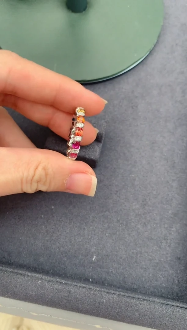 戒指彩色蓝宝石18K金镶嵌2.6ct彩蓝宝 DF