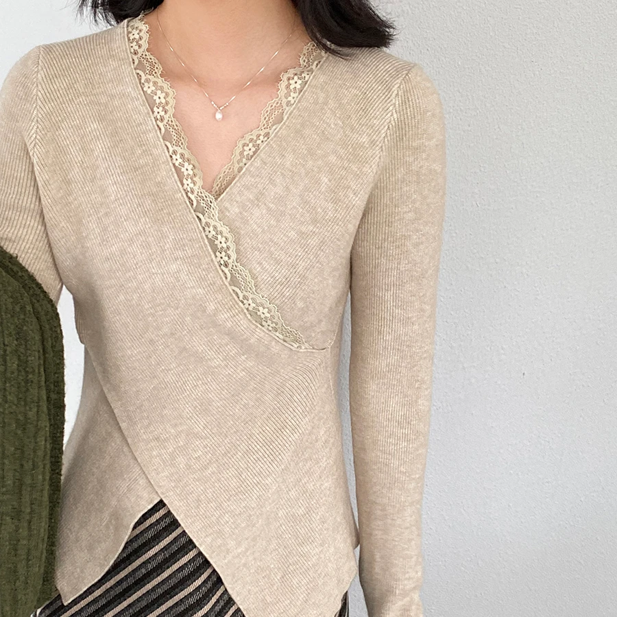 纯欲绝美秋冬内搭蕾丝拼接v领交叉打底衫女chic别致上衣