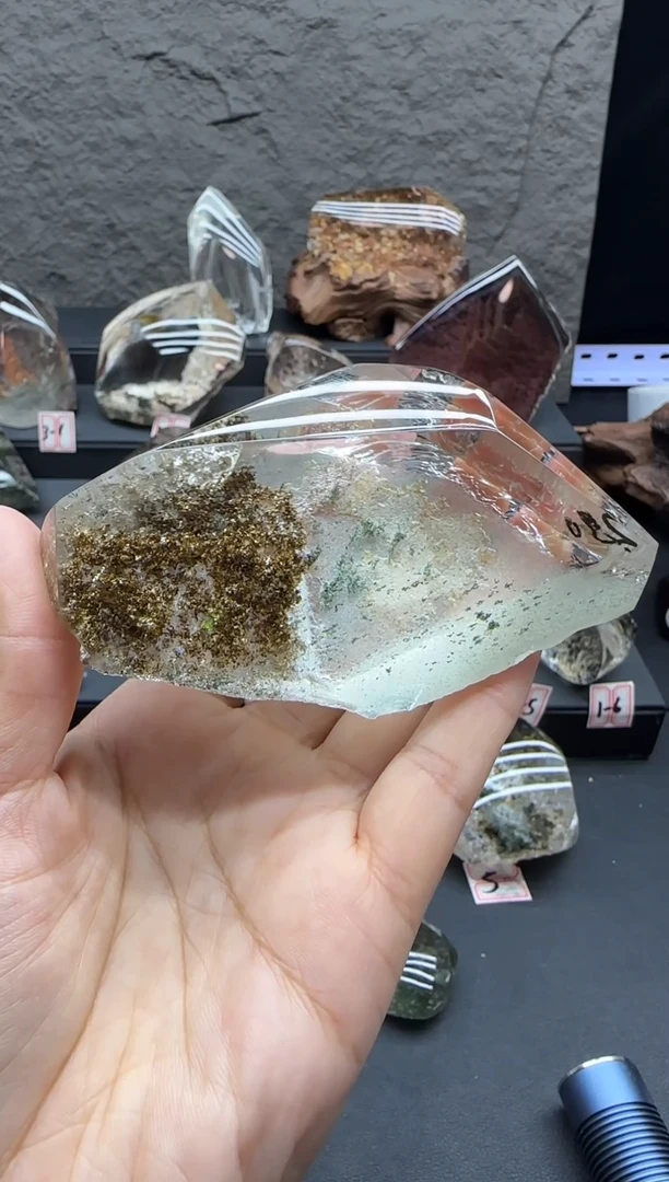 未镶嵌水晶大型摆件（非配饰）天然水晶黄水晶摆件