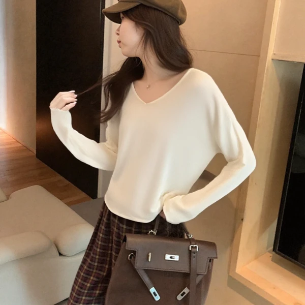 tonlion/唐狮V领针织毛针织衫钉珠针织衫圆领125422043731