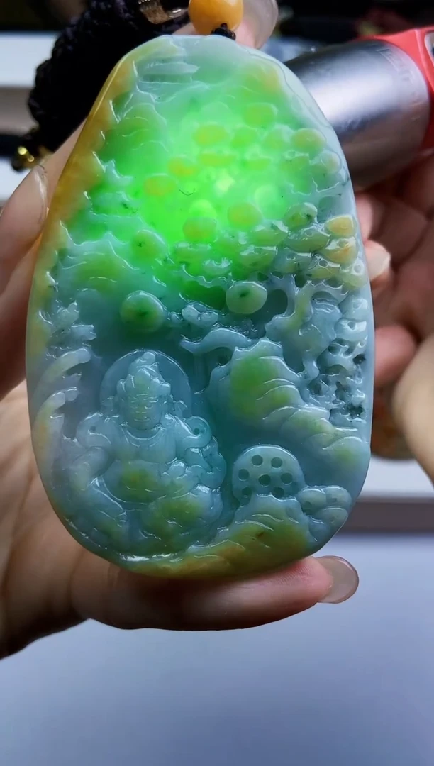 颈饰未镶嵌翡翠1