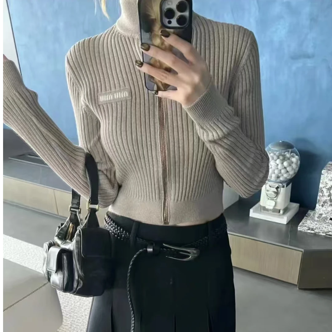 未使用 MIU MIU/缪缪 拉链针织外套 卡其色/36/38