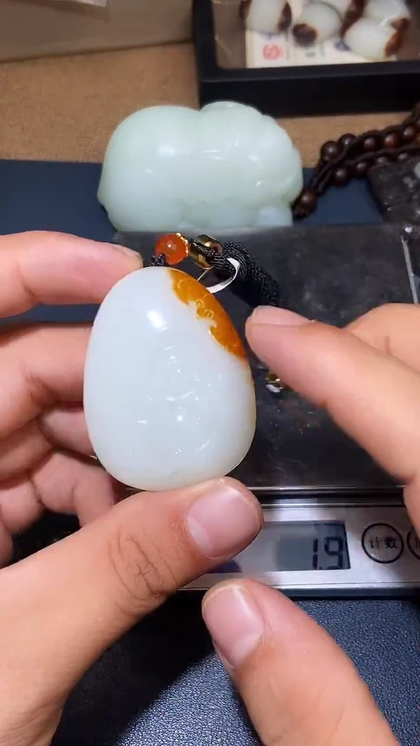 颈饰未镶嵌和田玉迪**卡HX