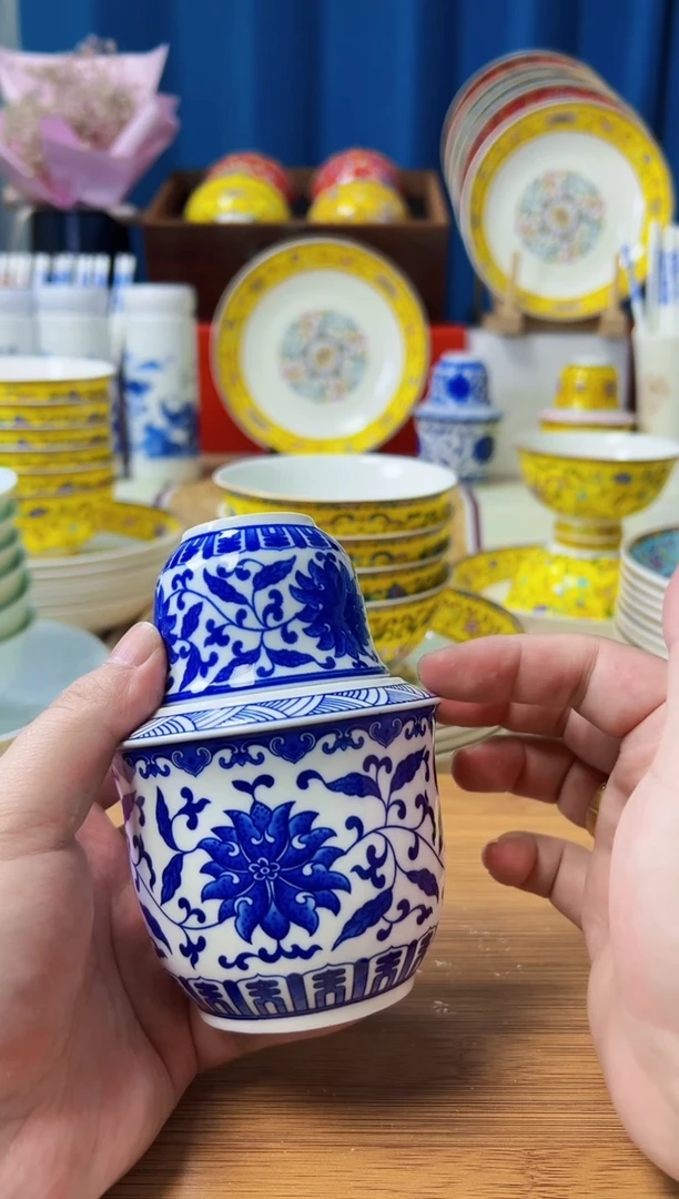 青花缠枝连温酒器二两装