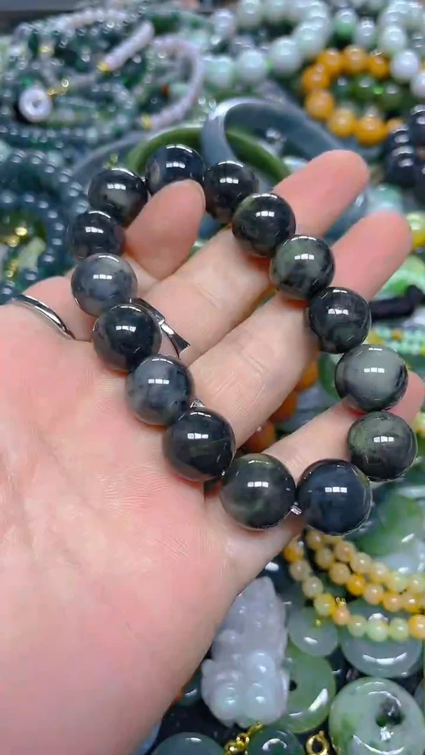 颈饰未镶嵌翡翠13mm/ L /翡翠A货，一件也是批发价