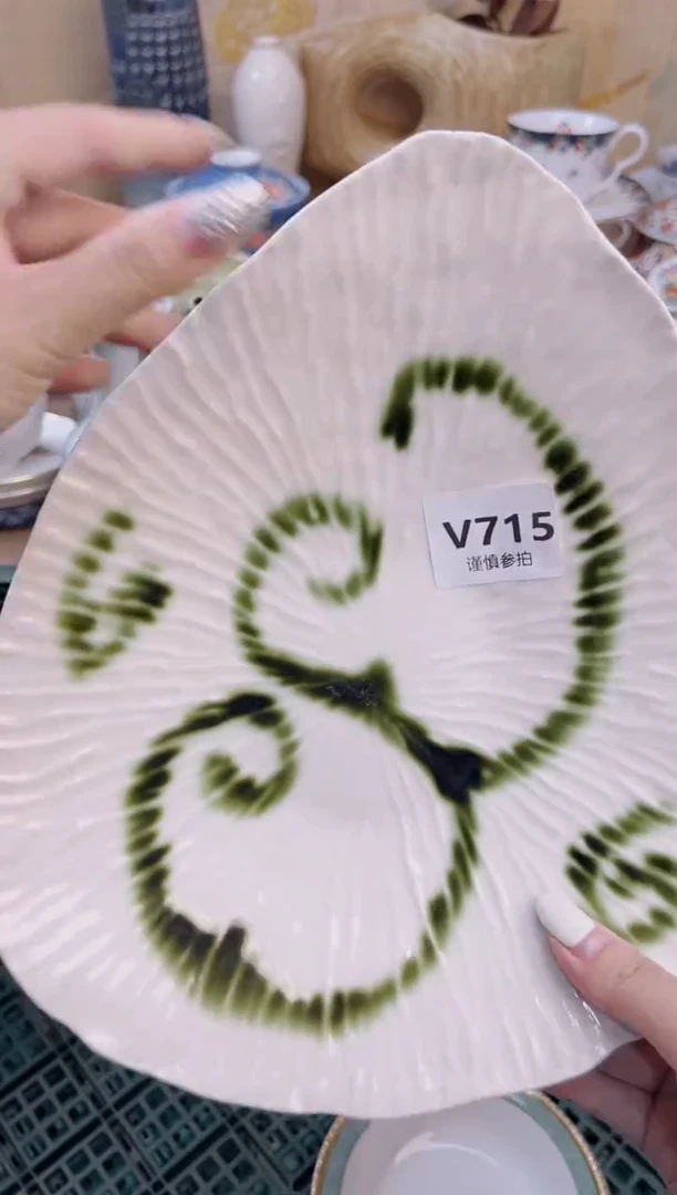 瓷片慵****姐     715
