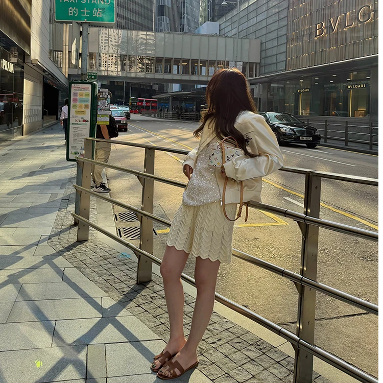 tingtings【休闲假期】白色刺绣棒球服外套女宽松夹克短上衣