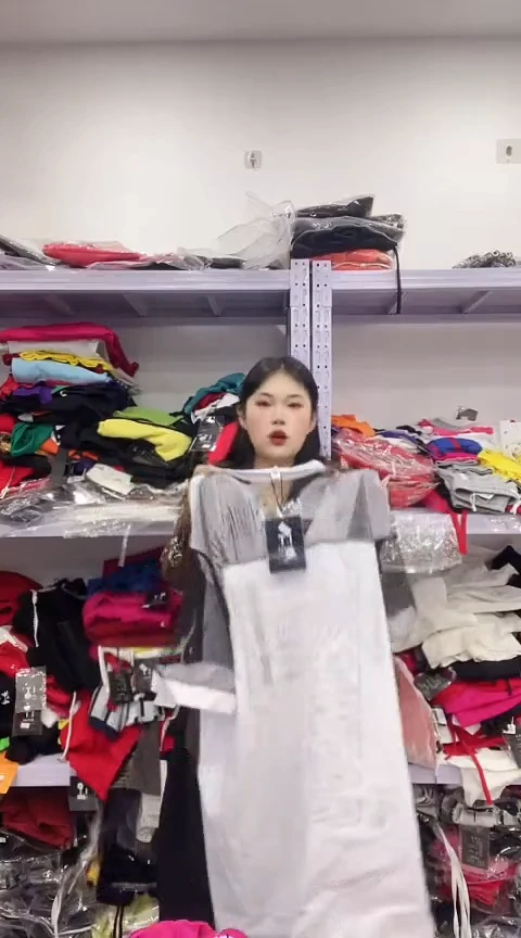 精品闪电购女装75