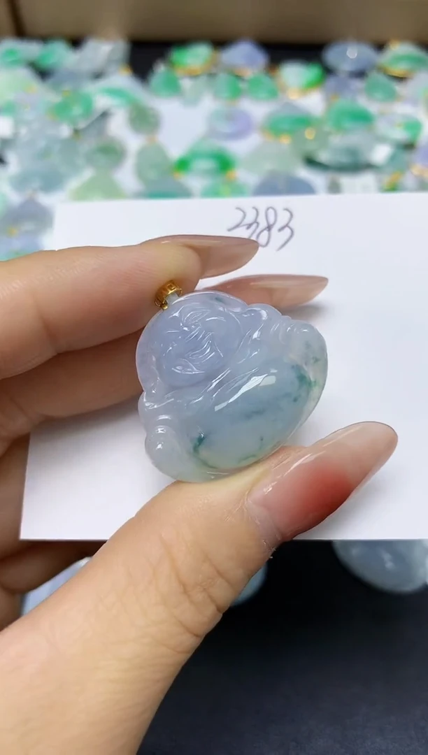 翡翠18K金镶嵌颈饰 天然缅甸翡翠A货