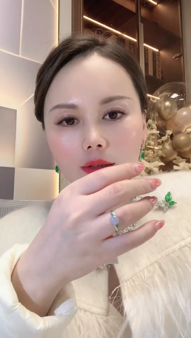 【闪购商品】翡翠戒指18K金镶嵌F119 紫货有一定色差