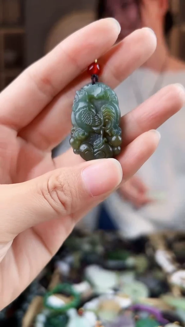 颈饰未镶嵌和田玉拍一发一，多样性发货