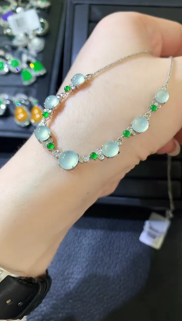 翡翠18K金镶嵌套链C31 翡翠