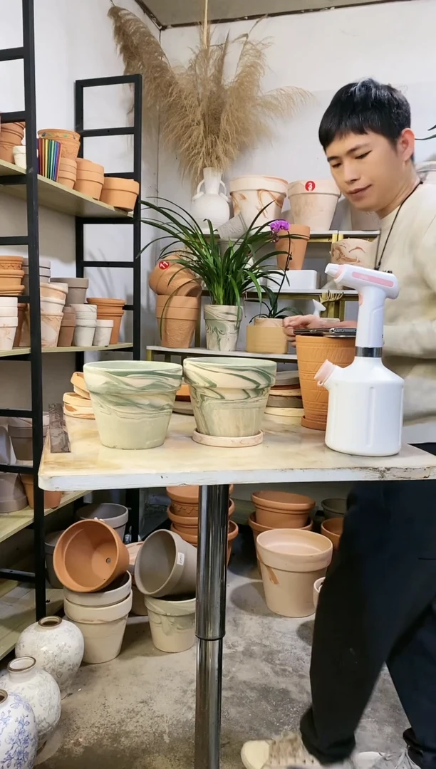 【闪购商品】陶15.5*13绿白陶 2盆2托 玛奇朵托