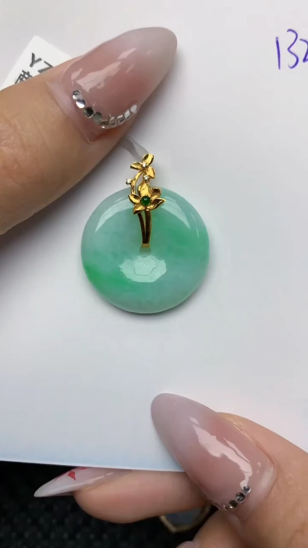 【闪购商品】翡翠颈饰18K金镶嵌天然翡翠A货 34