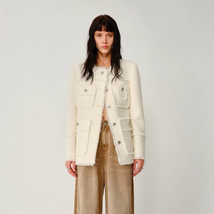 【景致】AVVENN白色休闲小香风外套AM10110750