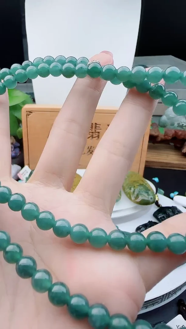 【闪购商品】翡翠颈饰未镶嵌111111111