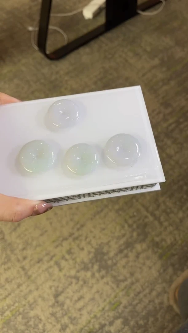 【闪购商品】翡翠颈饰未镶嵌K15多样性发一件/配绳子