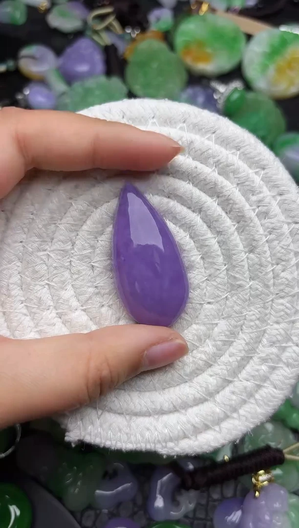 颈饰未镶嵌翡翠缅甸翡翠吊坠