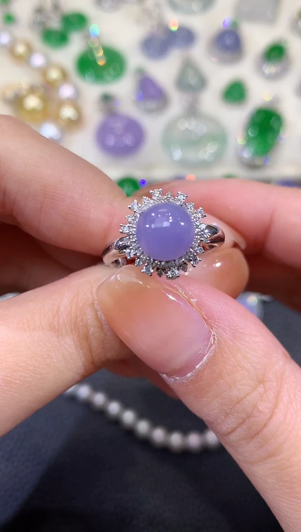 18K金镶嵌戒指翡翠A51 紫货有一定色差