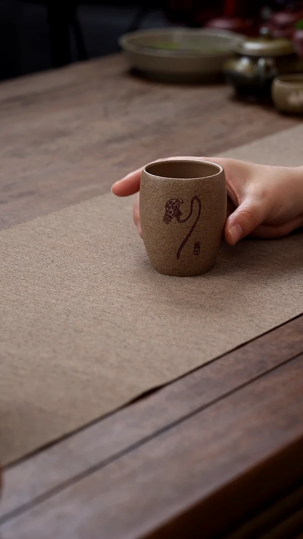 茶壶紫砂莲蓬青降破