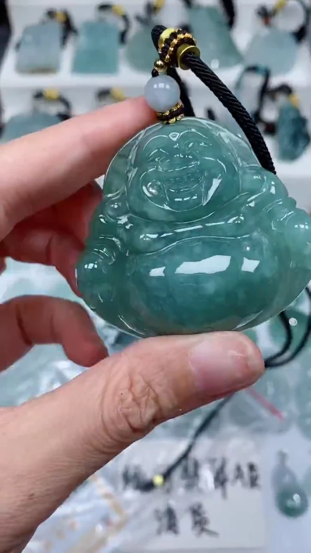 颈饰未镶嵌翡翠吊坠