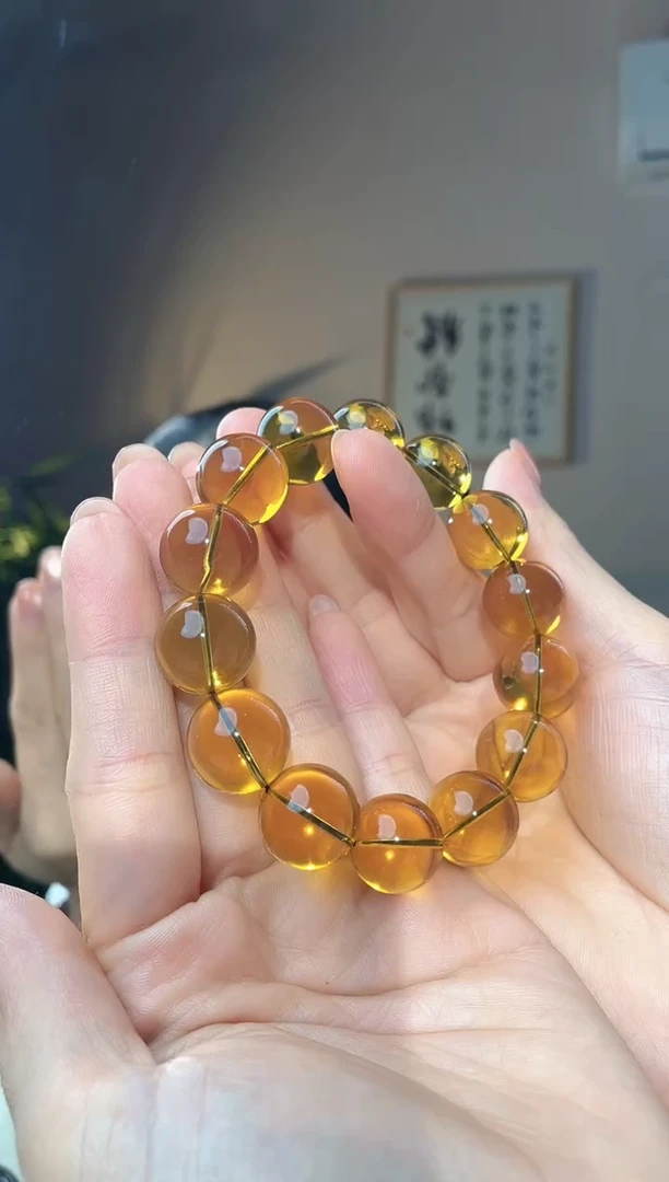 裸石琥珀未镶嵌16+蓝珀圆珠手串