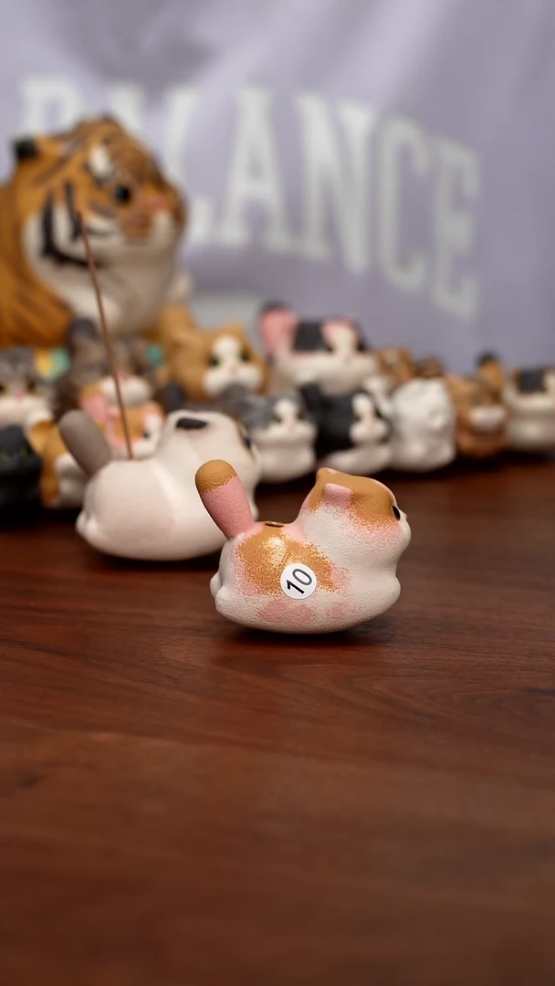 紫砂摆件蓝莓的猫猫