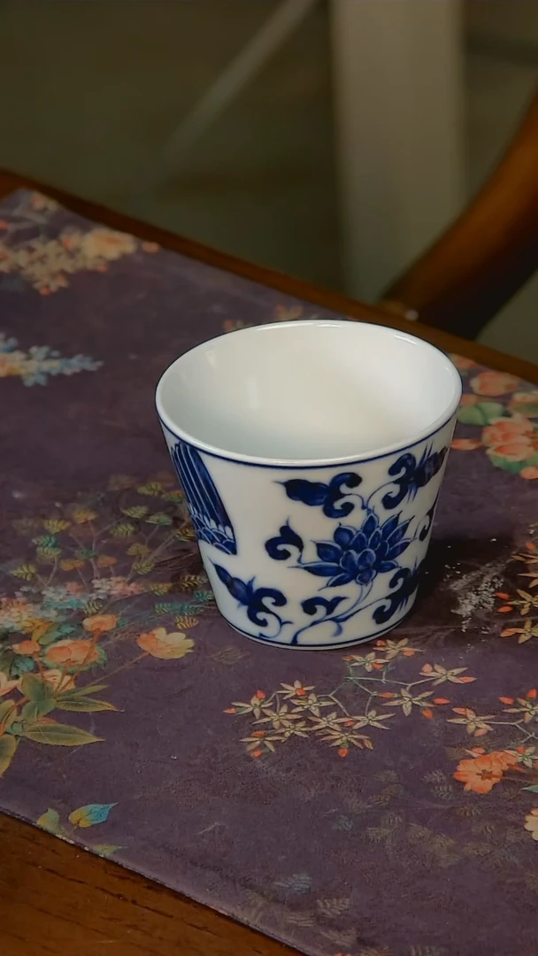 杯手工手绘杯杯很美丽