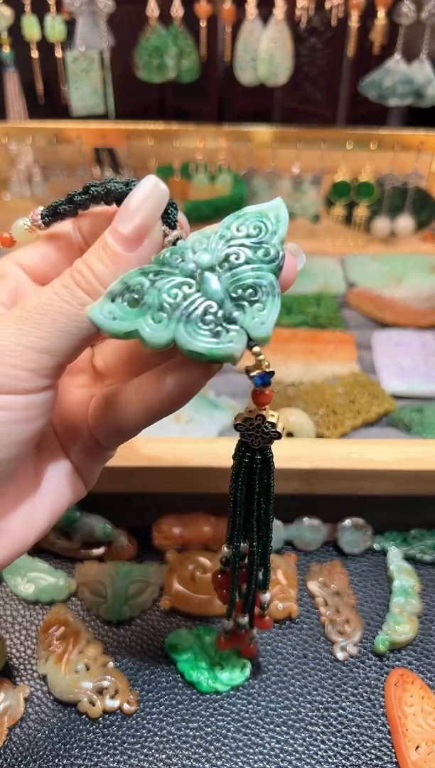 【闪购商品】定制翡翠未镶嵌翡翠