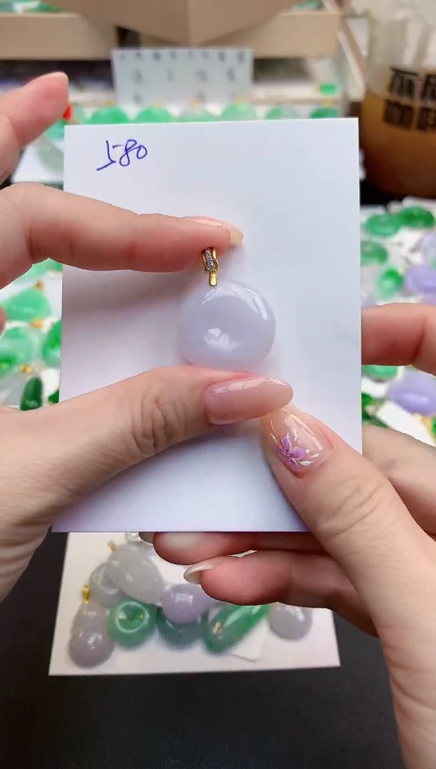 颈饰未镶嵌翡翠天然缅甸A货翡翠