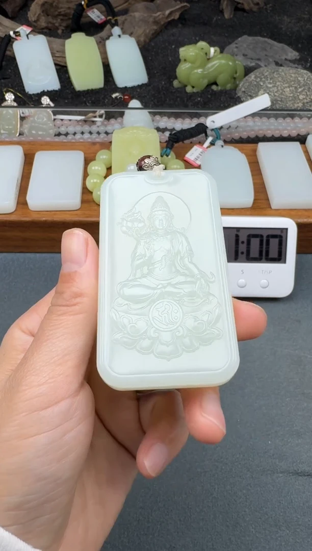 颈饰未镶嵌和田玉2