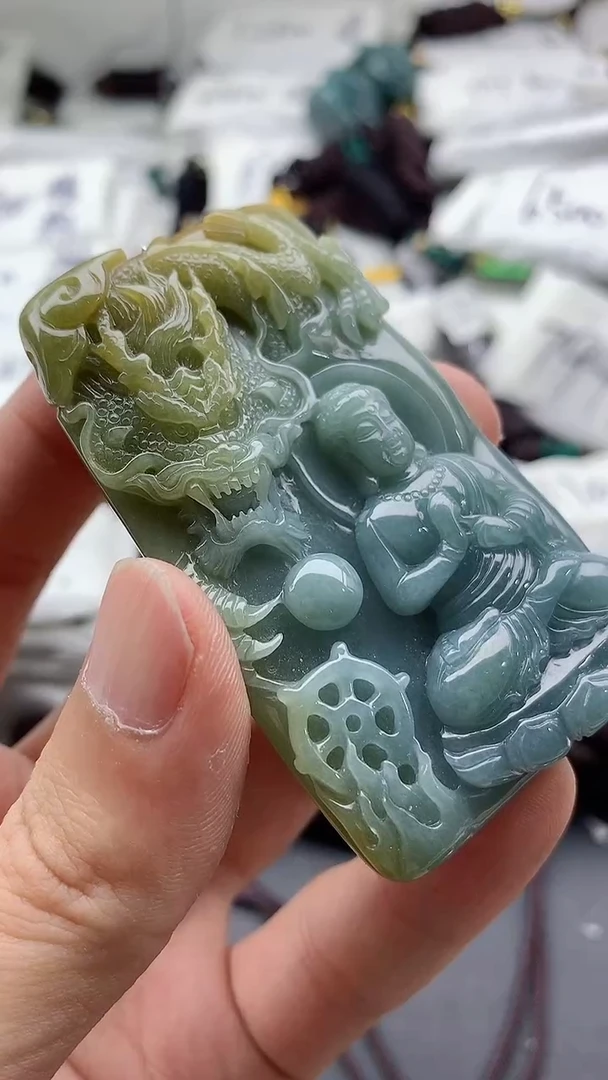 【闪购商品】翡翠颈饰未镶嵌5555555555