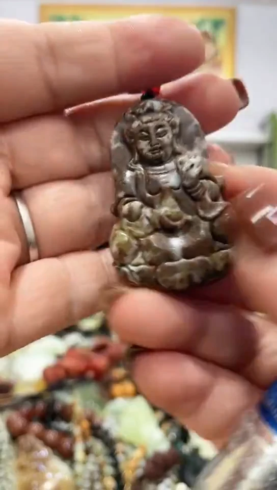 未镶嵌岫玉挂件