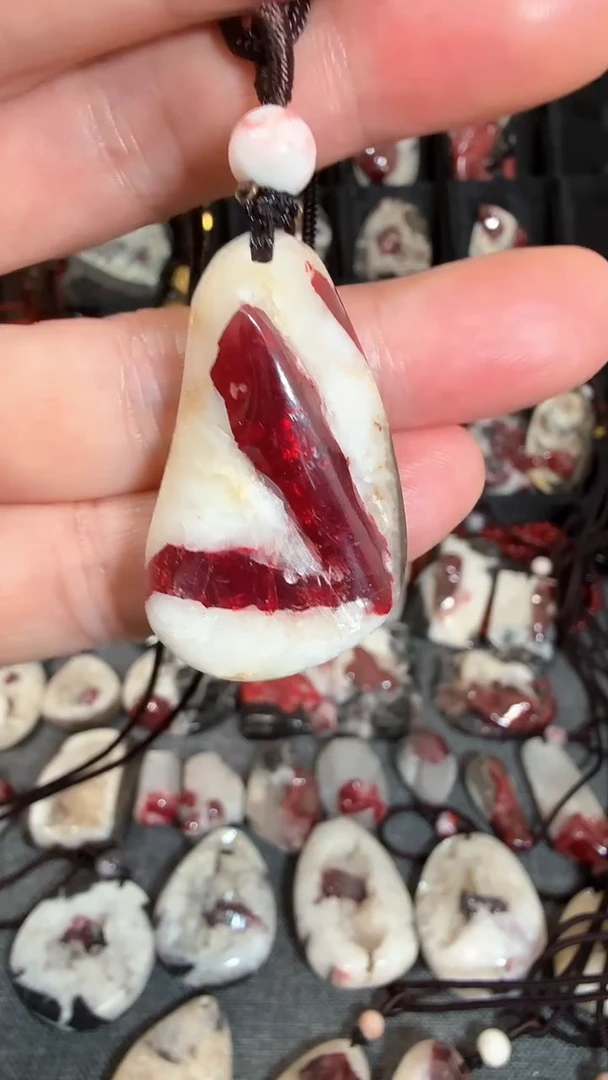 【闪购商品】天然辰砂大晶砂随行吊坠1